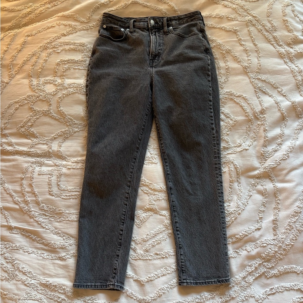 Madewell Black Curvy Perfect Vintage Jeans |
Size 28 - Picture 3 of 7